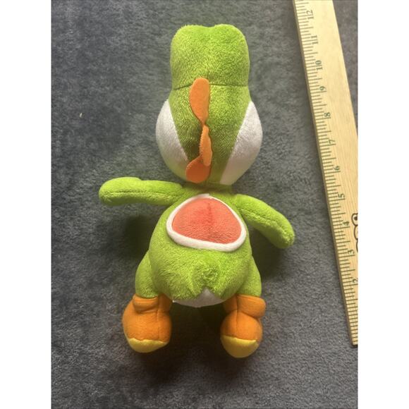 Yoshi Plush Super Mario Doll 10” Green Red Shell 2018 - Picture 5 of 6